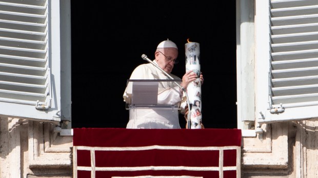 POPE FRANCIS,CANDLE,SYRIA