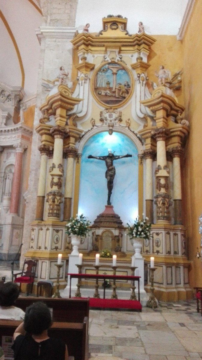 web-colombia-cartagena-5 santo domingo, altar santo cristo