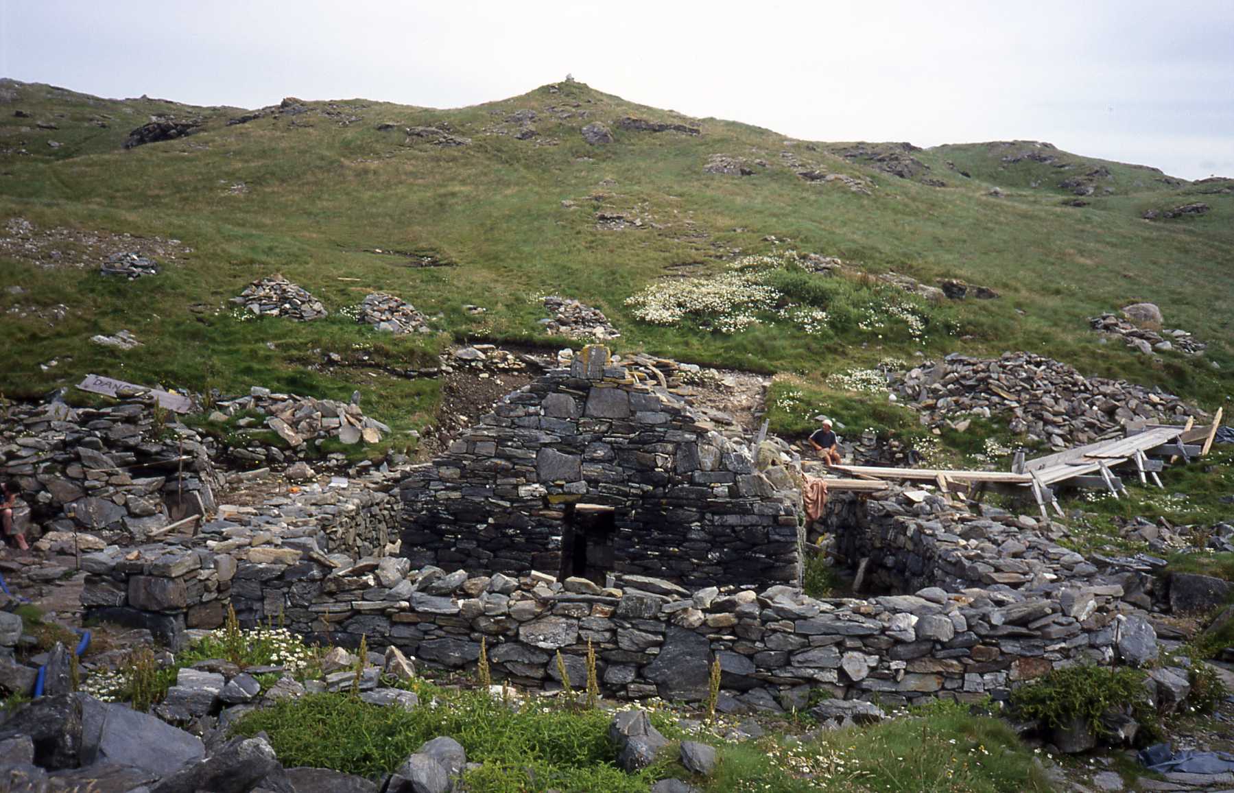 HIGH ISLAND; IRELAND