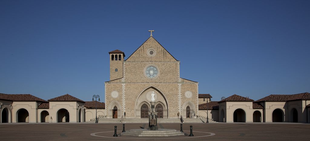 SHRINE OF THE MOST BLESSED SACRAMENT; ALABAMA