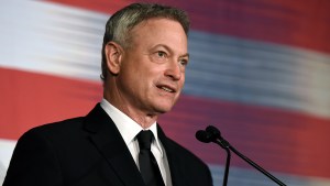 GARY SINISE