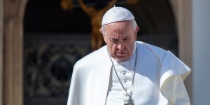 Prayer is a &#8220;holy force&#8221; to defeat &#8220;diabolical force&#8221; of war: Pope