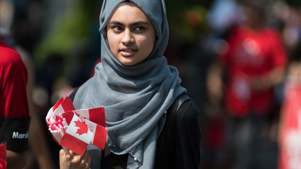 CANADA; HEAD SCARF