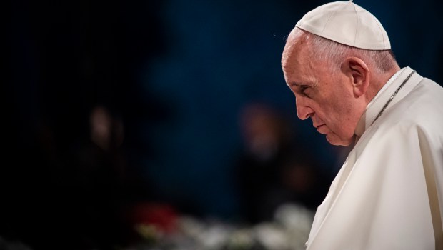 POPE VIA CRUCIS COLOSSEUM