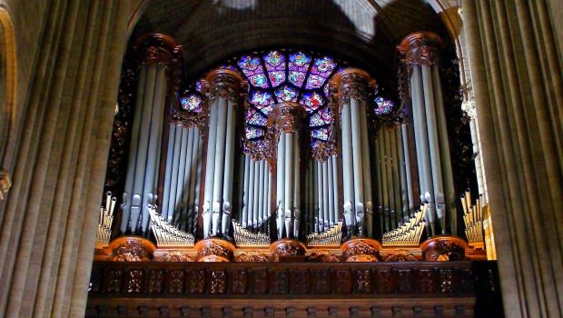 ORGAN; NOTRE DAME CATHEDRAL