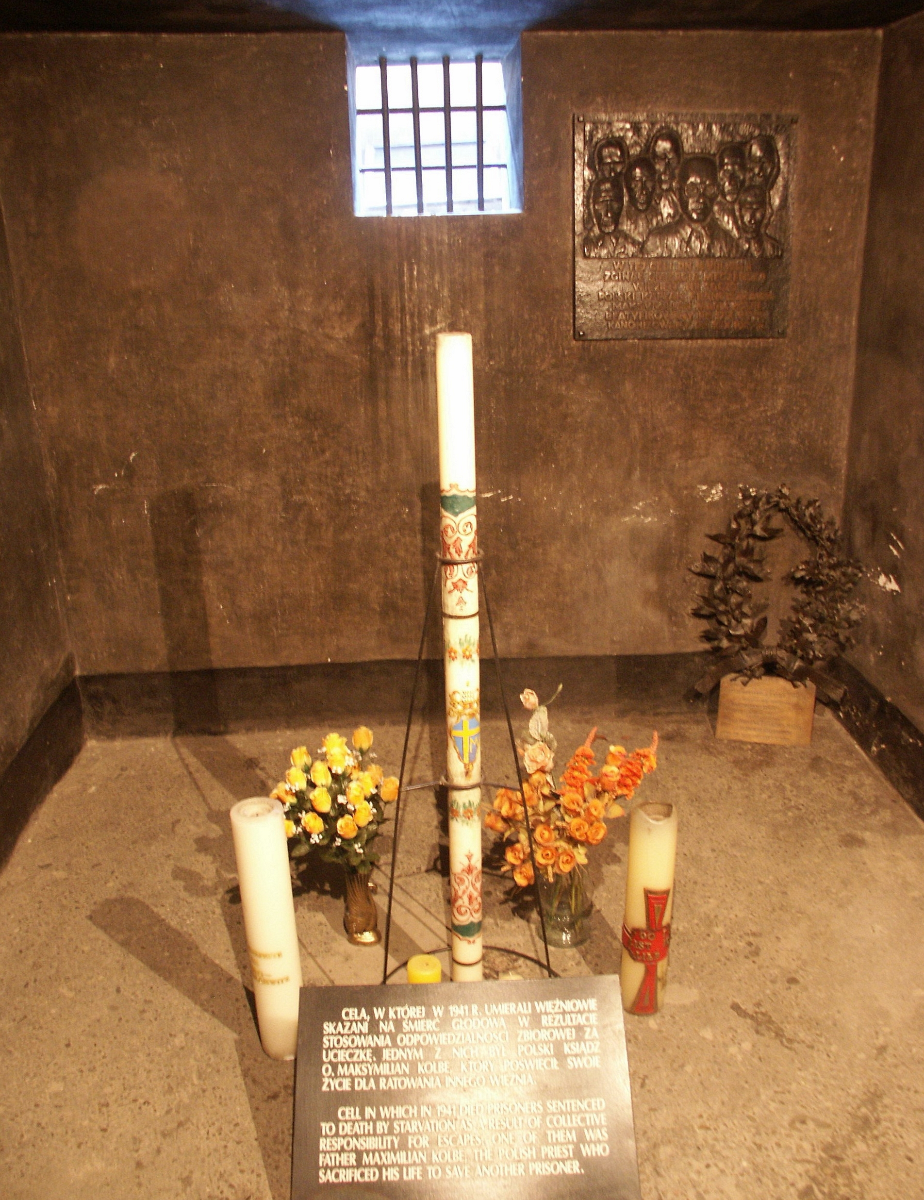 MAXIMILIAN KOLBE; AUSCHWITZ