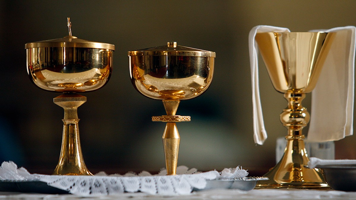WEB3 CHALICE CHURCH EUCHARIST GoDong US384065C