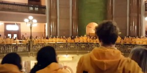 Teens sing exquisite lullaby to those lost through abortion at Illinois state house