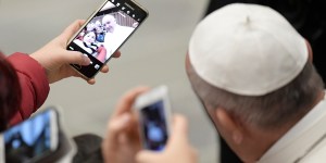 Pope tells high schoolers to guard against cell phone addiction