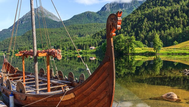 VIKINGS BOAT