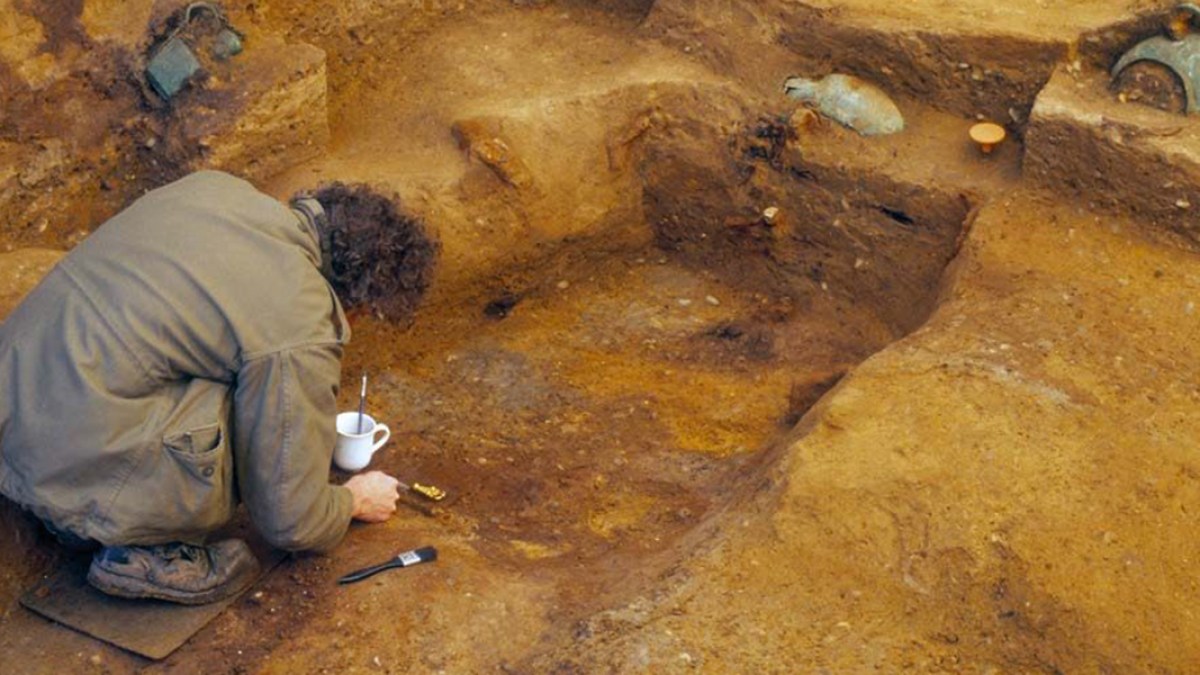 BURIAL
