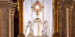 MONSTRANCE