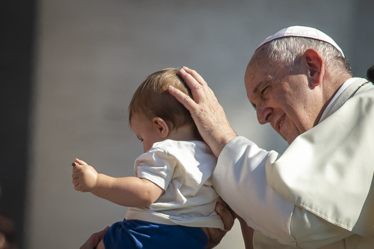 amj2619-pope-audience-june-262019-antoine-mekary-am_9139.jpg