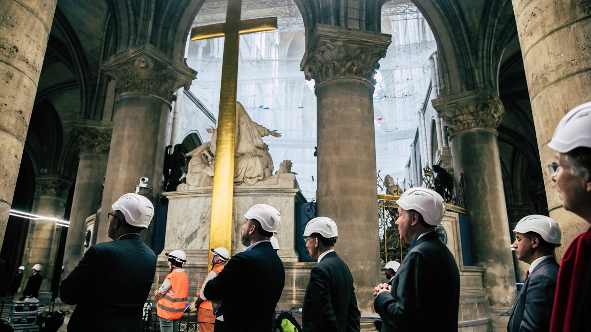First mass celebrated in Notre-Dame Cathedral