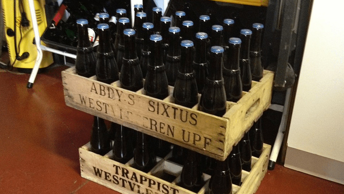 web3-trappist-westvleteren-beer-monks-cases-gunslingerjh-wiki-cc3.png