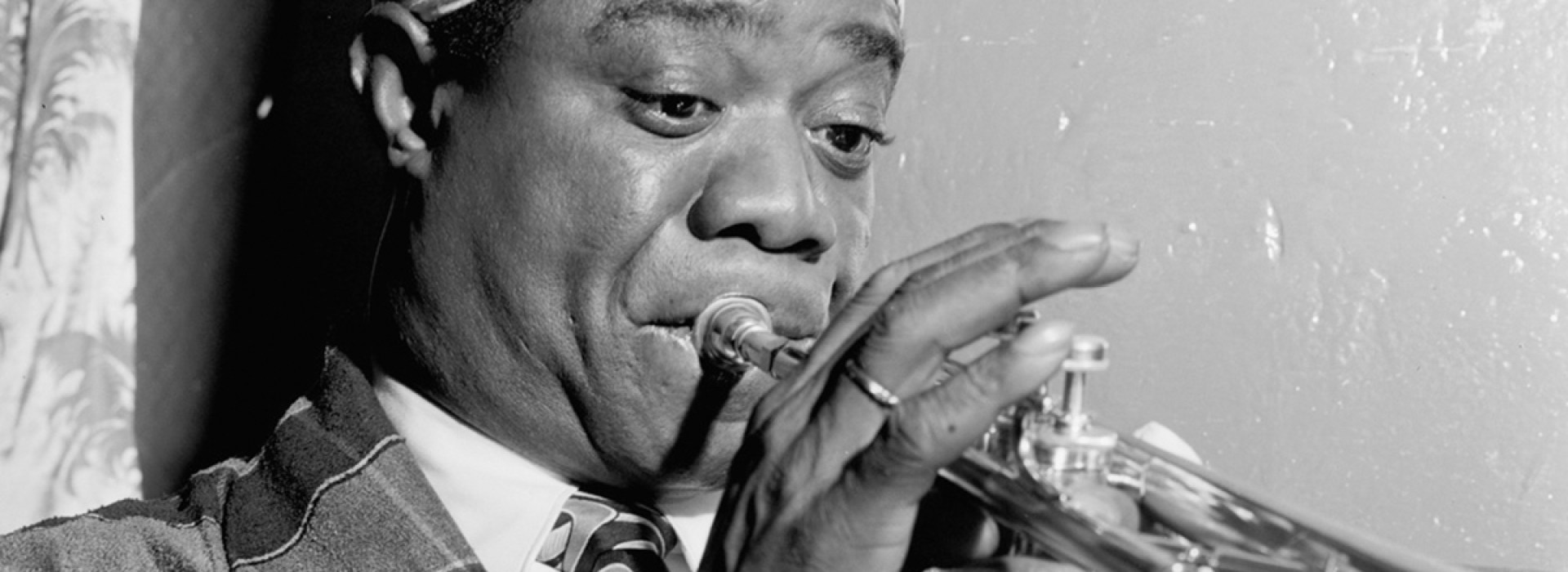 LOUIS ARMSTRONG
