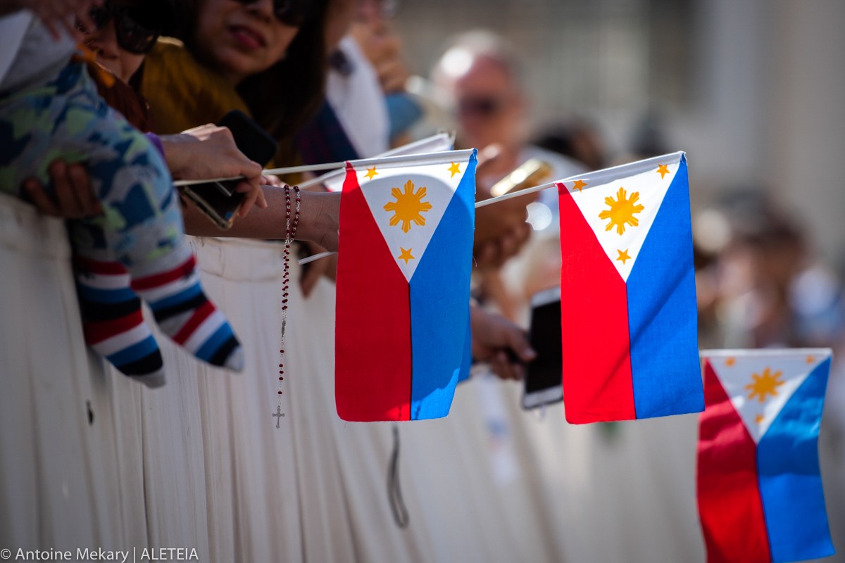Holy See, Philippines mark 75 years of ties