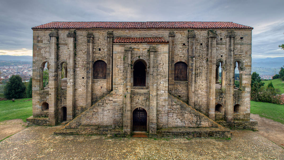 Santa María del Naranco