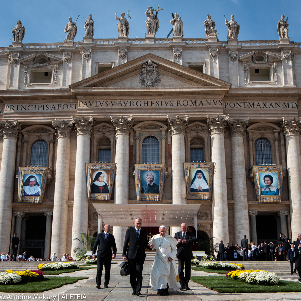 instagram-pope-francis-canonization-oct-132019-antoine-mekary-aleteia-am_7096.jpg
