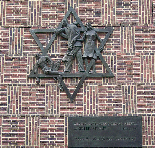 web-jewish-star-of-david-plaque-wwii-brbbl-cc-by-sa-4.0.png