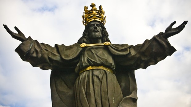web3-jesus-christ-statue-king-crown-majesty-anilah-shutterstock.jpg