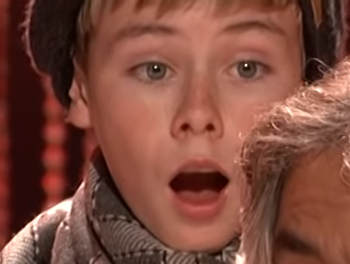 web-boy-amazed-andrea-bocelli-santa-claus-coming-to-town-youtube-fairuse.png