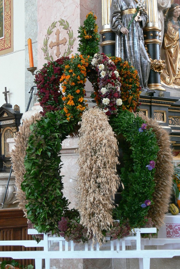 {"rendered":"(Slideshow) 6 Ways other countries around the world celebrate their thanksgiving"}
