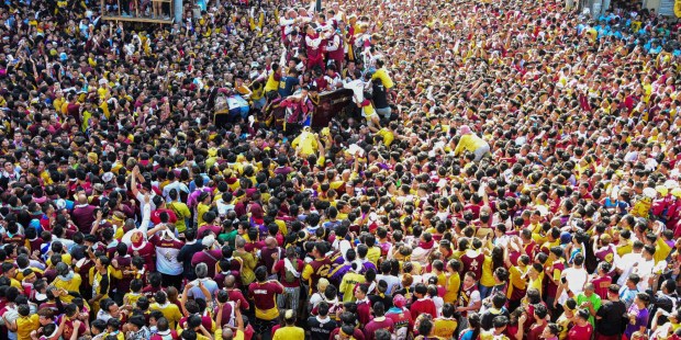 Millions crowd Manila streets for Black Nazarene procession - Vimarsana News
