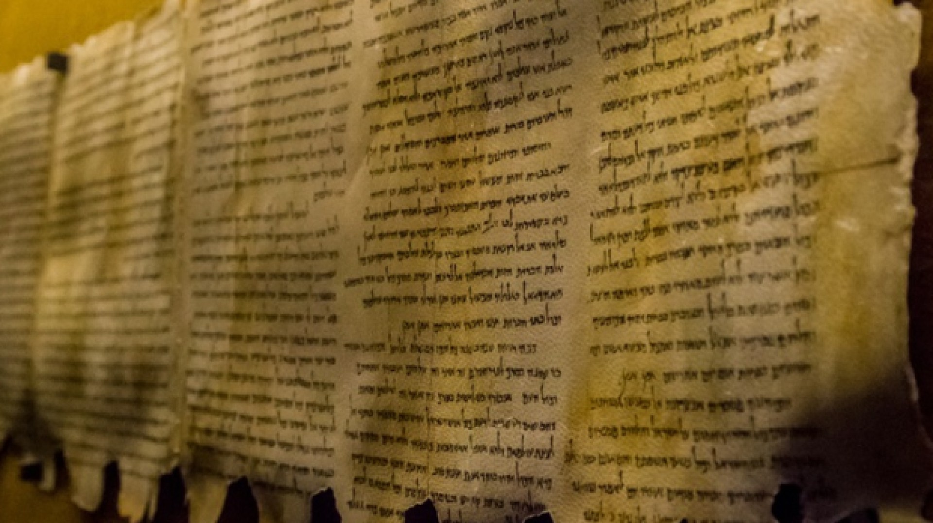 New Radiocarbon Dating May Pin Down Age Of Dead Sea Scrolls new-radiocarbon-dating-may-pin-down-age-of-dead-sea-scrolls