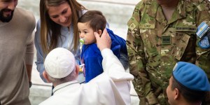Pope lauds pro-life workers on anniversary