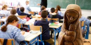 Where should children first learn how to pray?