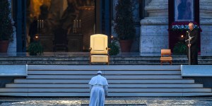 Pope reflects on extraordinary &#8220;Urbi et Orbi&#8221;: Says he was afraid of slipping on the stairs