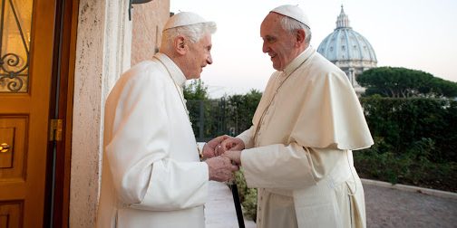 Pope Francis (R) meeting with Pope Emeritus Benedict XVI &#8211; ar