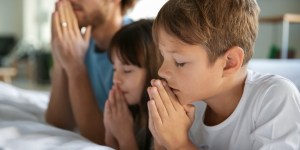 7 Meaningful ways to honor the Triduum at home