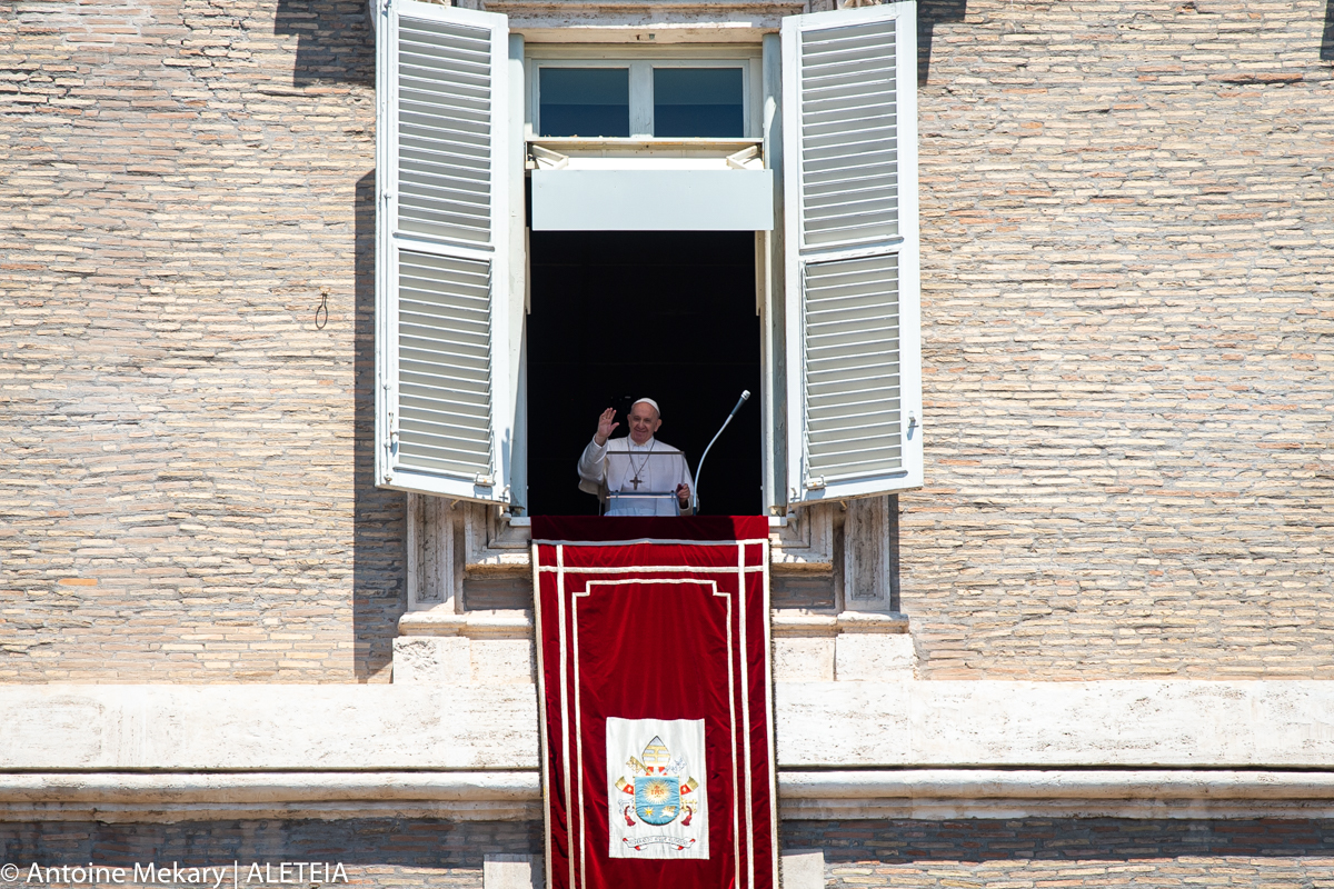 POPE ANGELUS