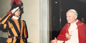 More than a fly on the wall: Former Swiss Guard pens memoir of John Paul II