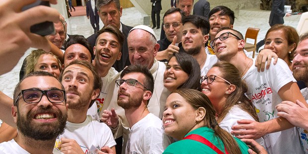 (Slideshow) Pope to youth: 12 Insights on happiness