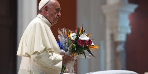 Pope: Death can&#8217;t separate us; our way of being together only changes