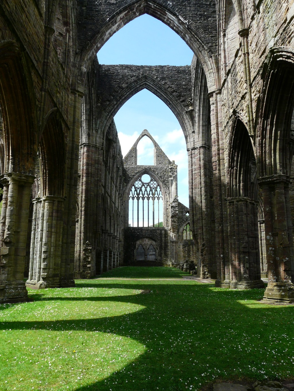 TINTERN ABBEY