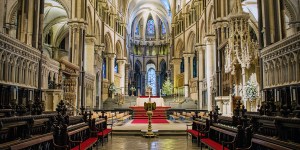 Pope&#8217;s rep makes history in Anglican Canterbury Cathedral