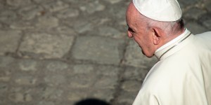 Only love can silence hate, says pope after Vienna attacks