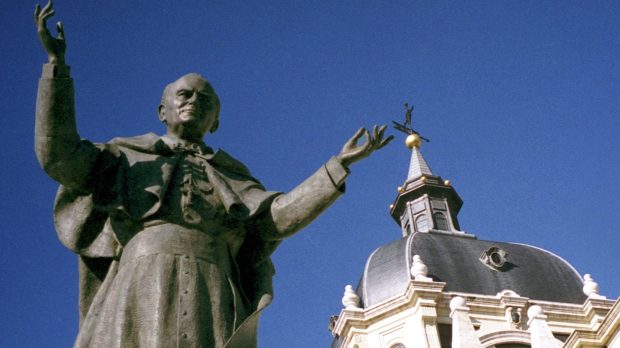 PopeJohnPaulIIStatueAlmudena_gobeirne-e1630350861186.jpg