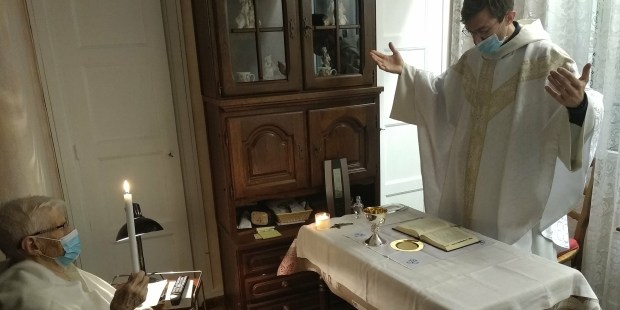 Baptême à domicile chez Antoinette Faure
