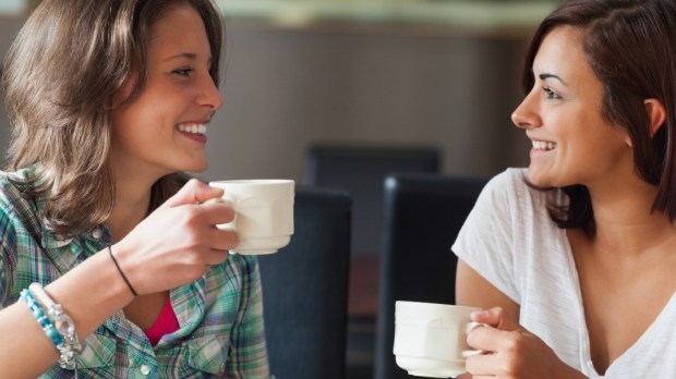 CONFIDENCES ENTRE DEUX AMIES