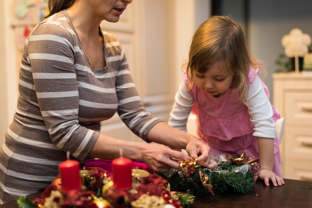 ADVENT WREATH