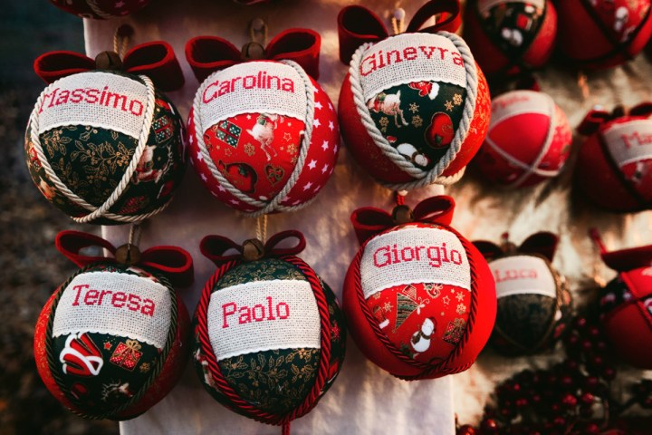 (Slideshow) It’s the most wonderful time of the year in Milan