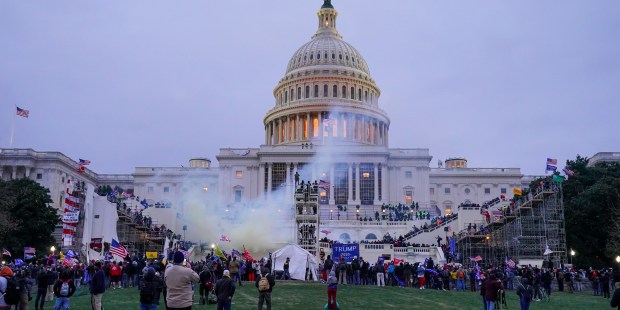 WEB2-CAPITOLE-UNITED STATES-AFP-075_nacion-uspresid210106_npyIS.jpg
