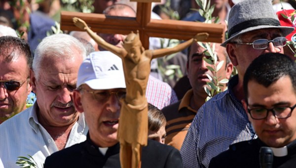 PROCESSION IN QARAQOSH