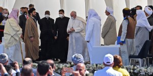 Pope&#8217;s prayer at birthplace of Abraham, father of Christians, Jews, Muslims