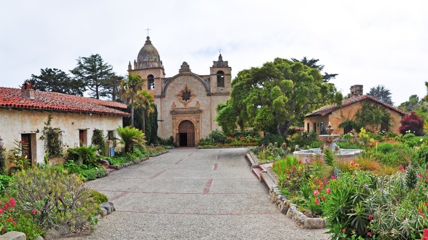 Mission San Carlos Borromeo de Carmelo